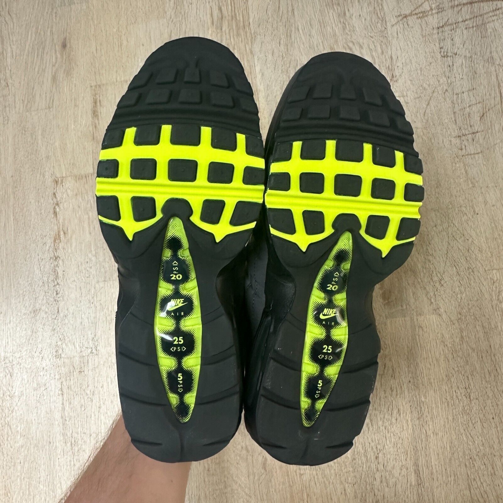 Nike Air Max 95 OG Neon 554970-071 イエローグラデ ナイキ