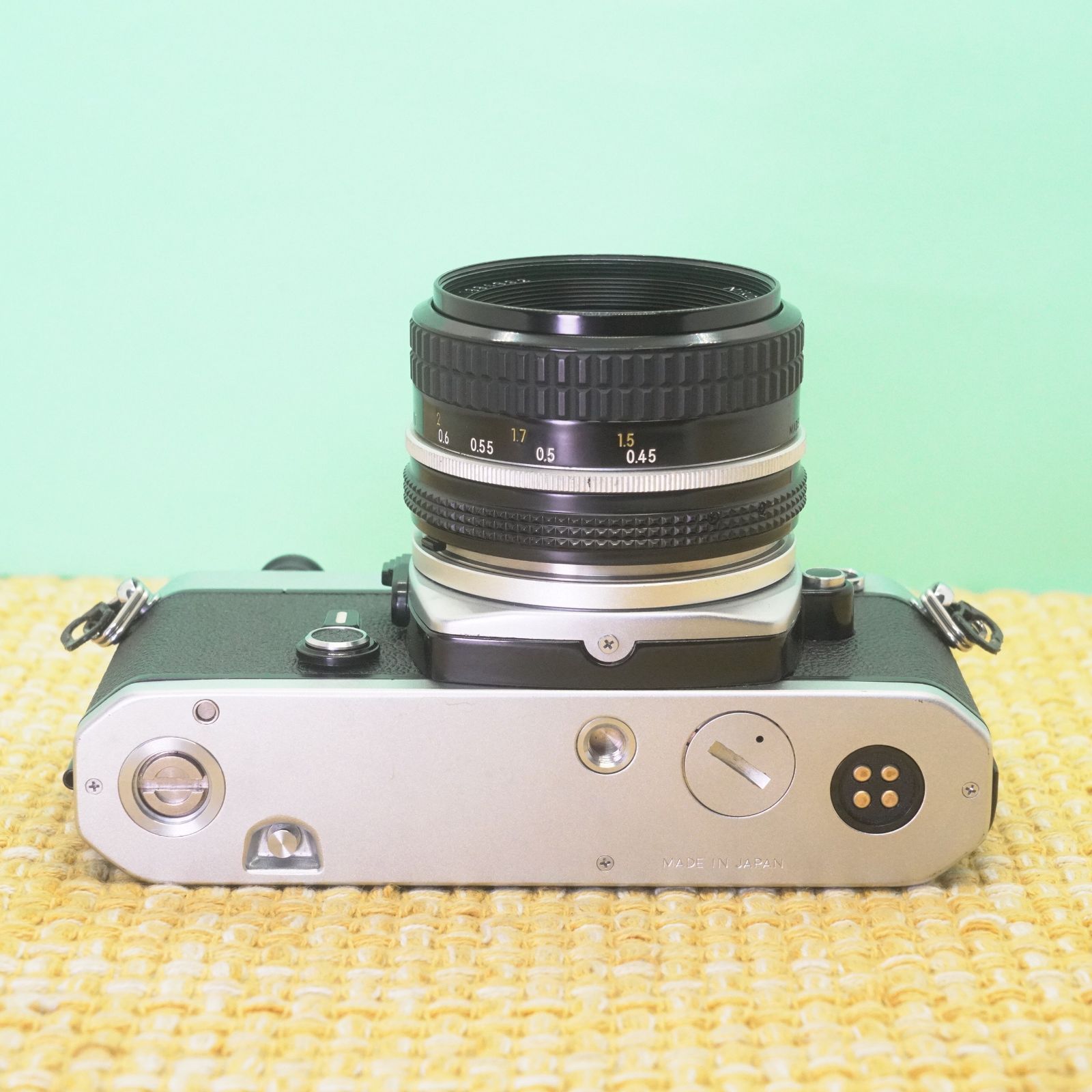 黒 桜古典 完動品◎ニコン FE シルバー x 50mm F1.8 フィルムカメラ