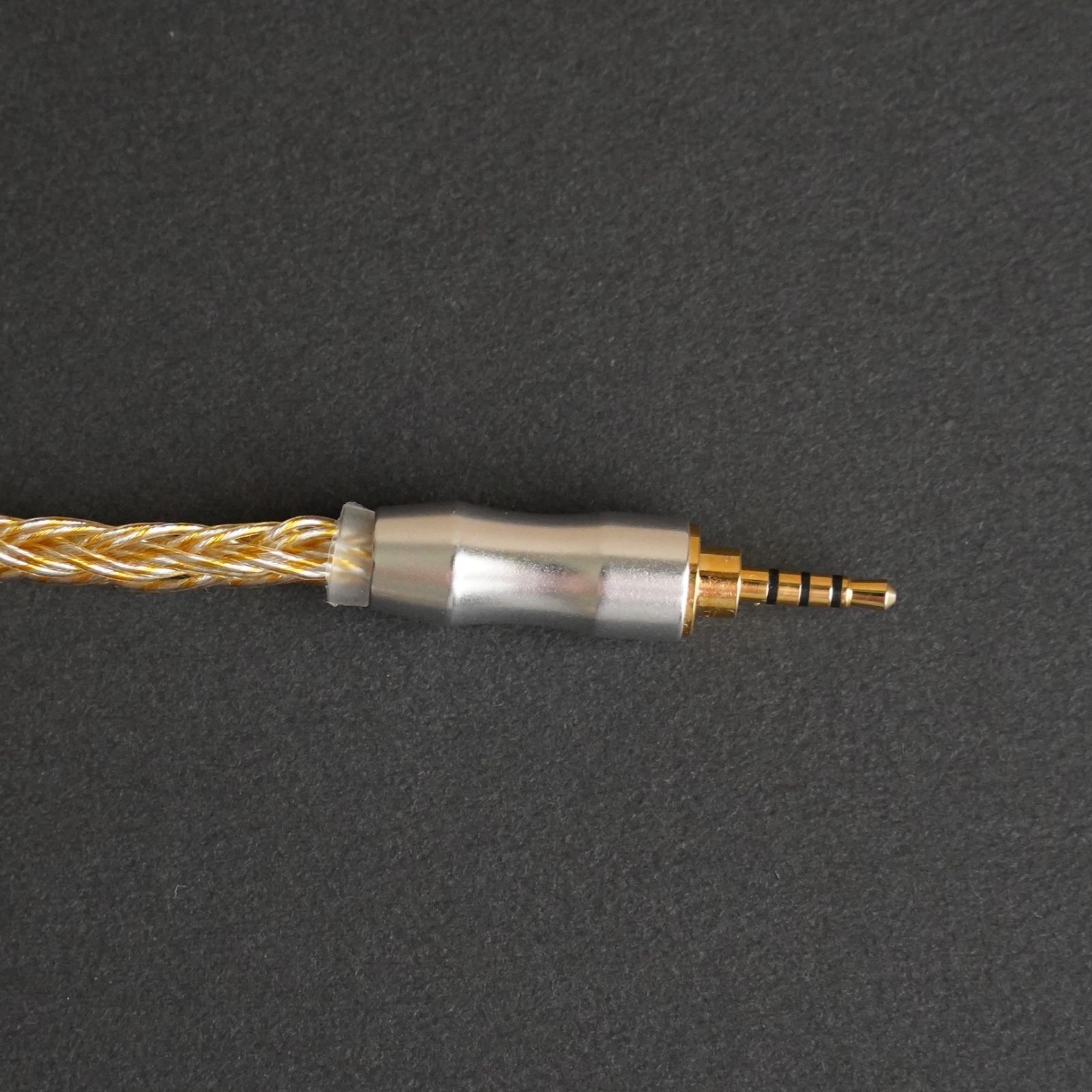 超希少!16芯 金銀線撚り合わせ リケーブル/膨張式MMCX 2.5mmバランス