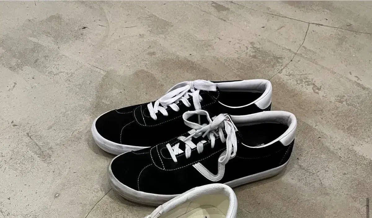 NIKE AIR JORDAN 1 LOW GOLF 27.0cm ⑤ VANS(バンズ) スケート プロ 290