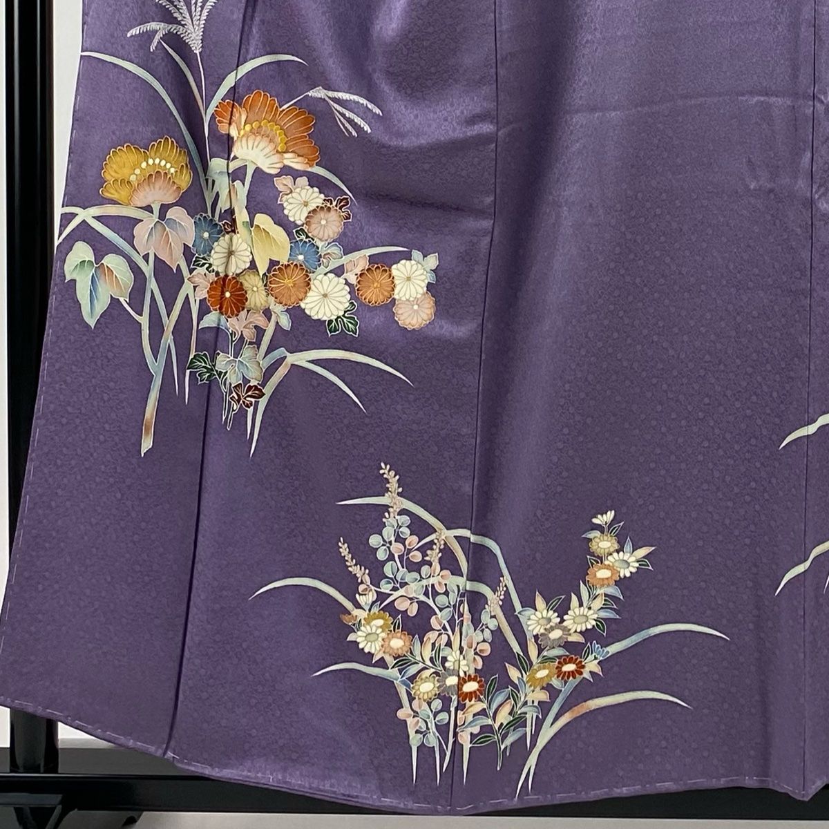 バイセル 名品 色留袖 濃紫 一つ紋 草花 草履 源氏香 金彩 落款有 松尾光琳 正絹 袷167cm Lサイズ ☆☆☆☆ 紫から選ぶ色留袖のレンタル | ＫＩＭＯＮＯ－ＰＲＯ京都