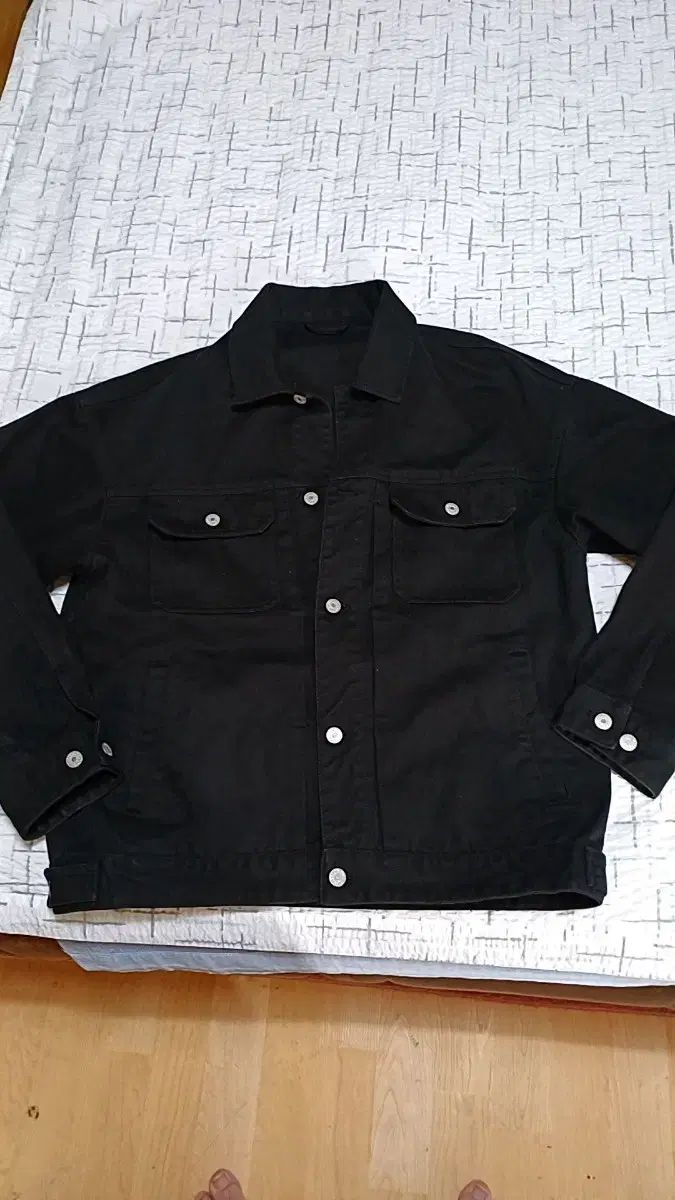 SPAO ブラックデニムジャケット 100 バスト 58 丈 70