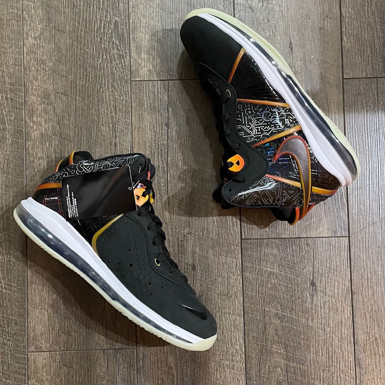 国内正規 新品 SPACE PLAYERS × NIKE LEBRON 8 DB1732-001 国内正規 新品 SPACE PLAYERS × NIKE LEBRON 8 DB1732-001
