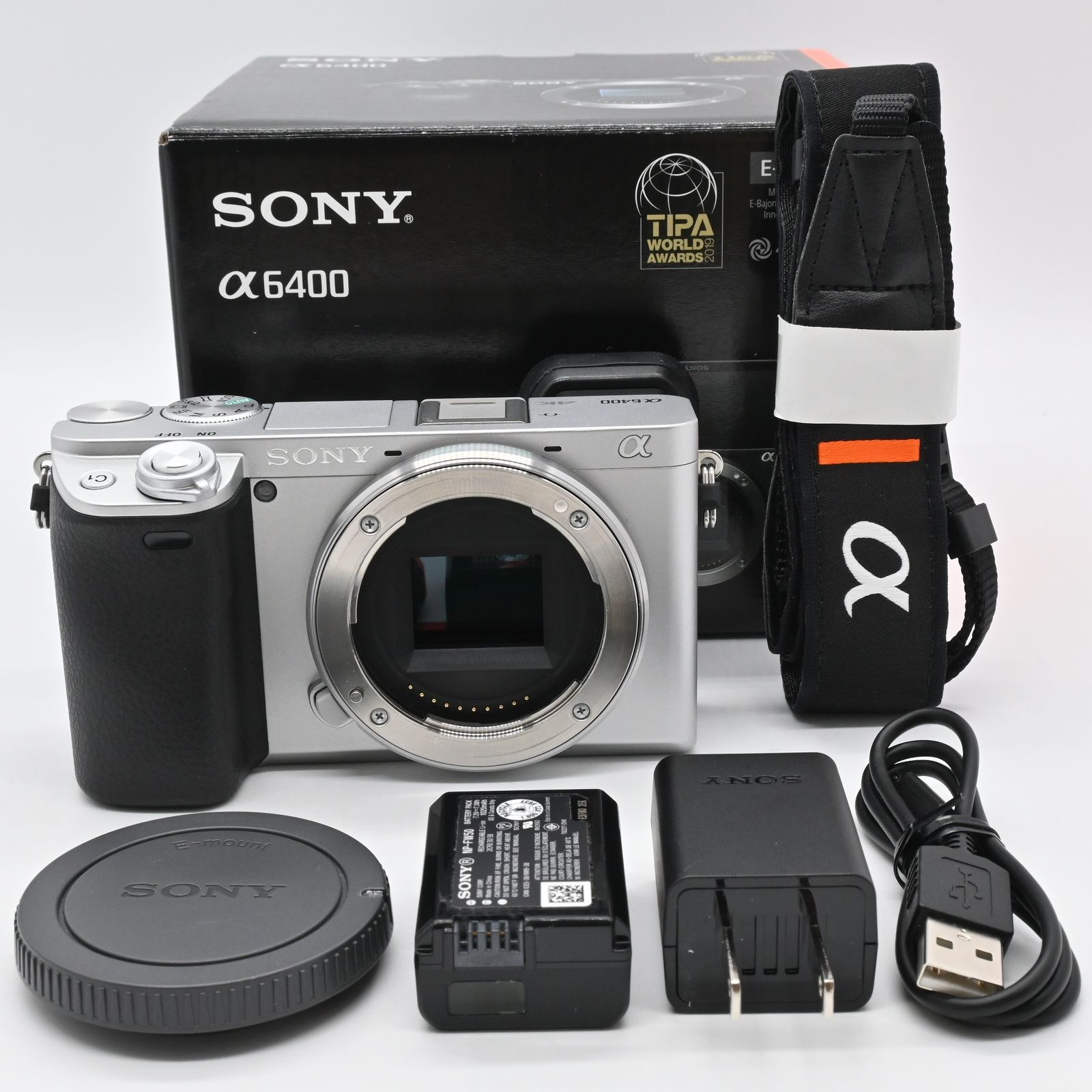 美品☆SONY α6400ボディILCE-6400 (シルバー)＋他セット販売 ☆極上品☆SONY α6400 ボディ ILCE-6400 シルバー ショット数