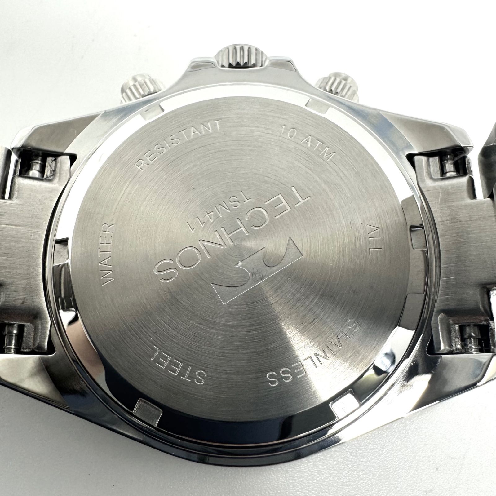 【美品】テクノス　TECHNOS TSM411TW　クォーツ　クロノグラフ 美品】テクノス TECHNOS TSM411TW クォーツ クロノグラフ 白