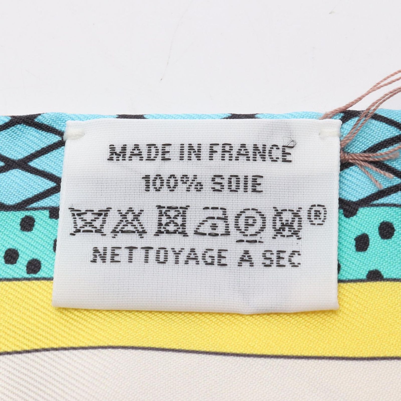 エルメス HERMES スカーフ ツイリー GRAND THEATRE NOUVEAU シルク  