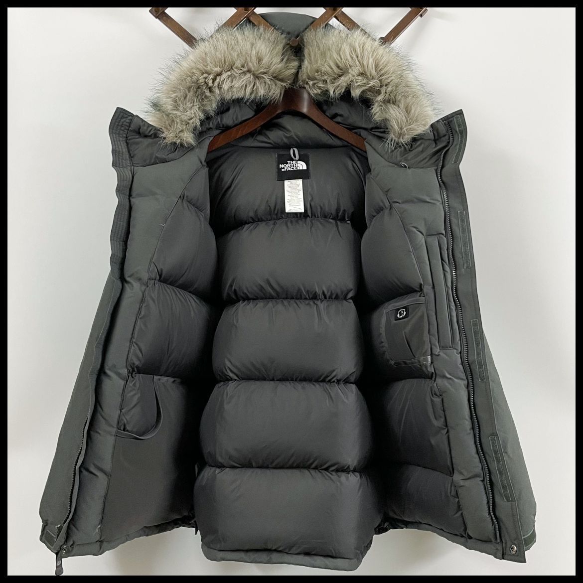 THE NORTH FACE ノースフェイス エレバスジャケット ダウン グレー - メルカリ