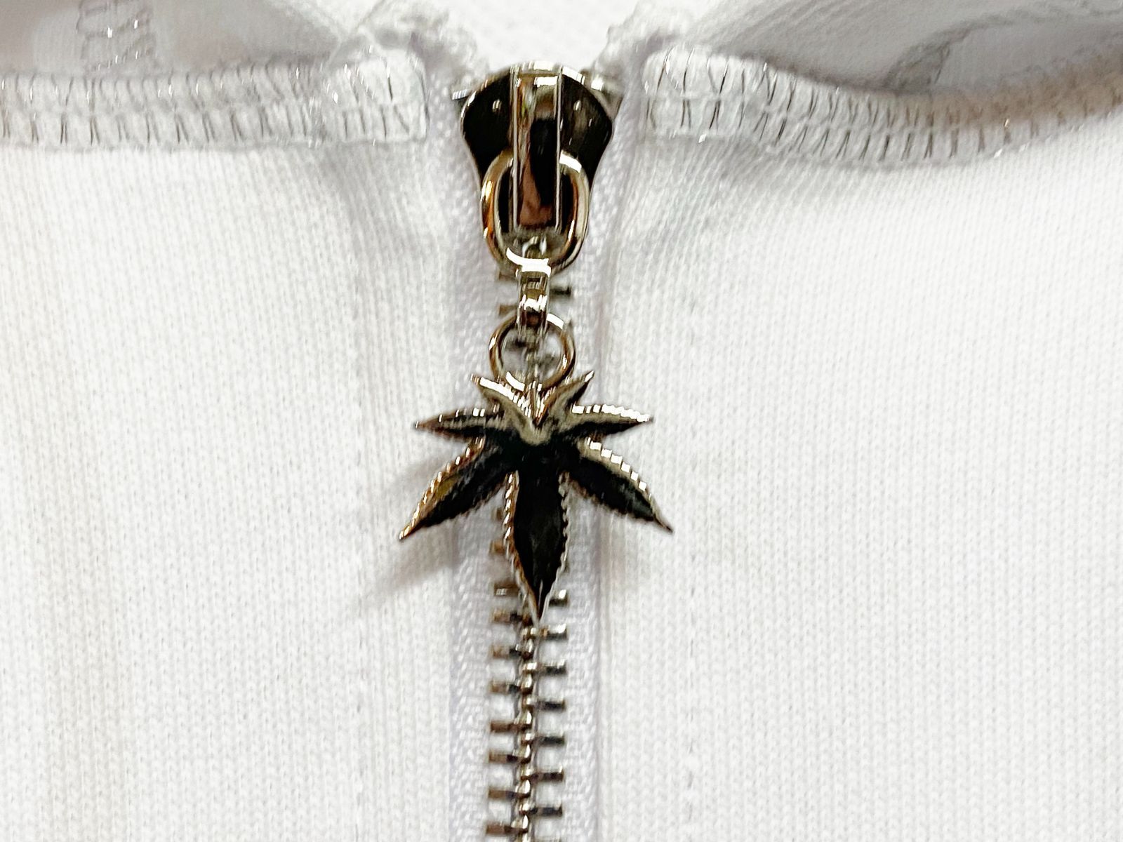 FUCK THIS INDUSTRY ファックディスインダストリー 8BOX ZIP UP HOODIE