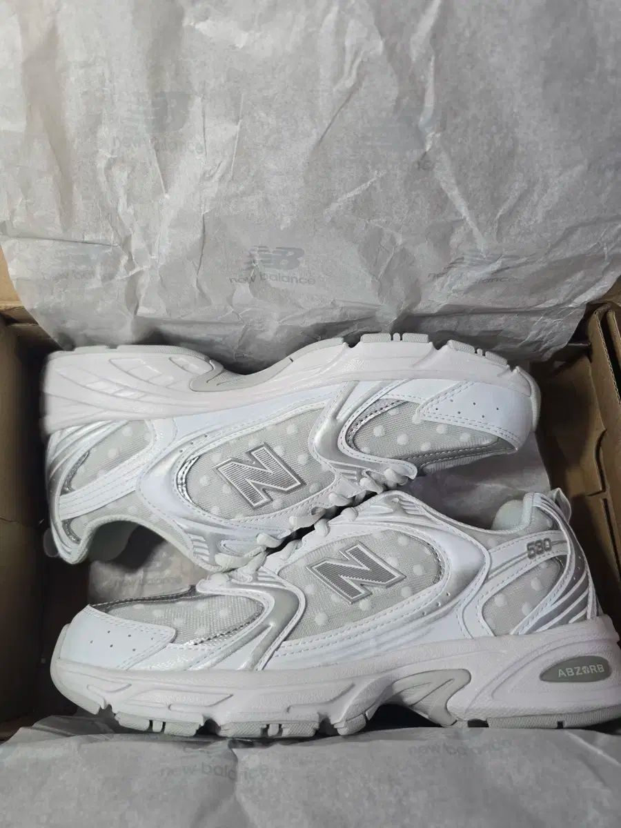 ニューバランス 530 白 シルバー メタリック ポール polka 250サイズ