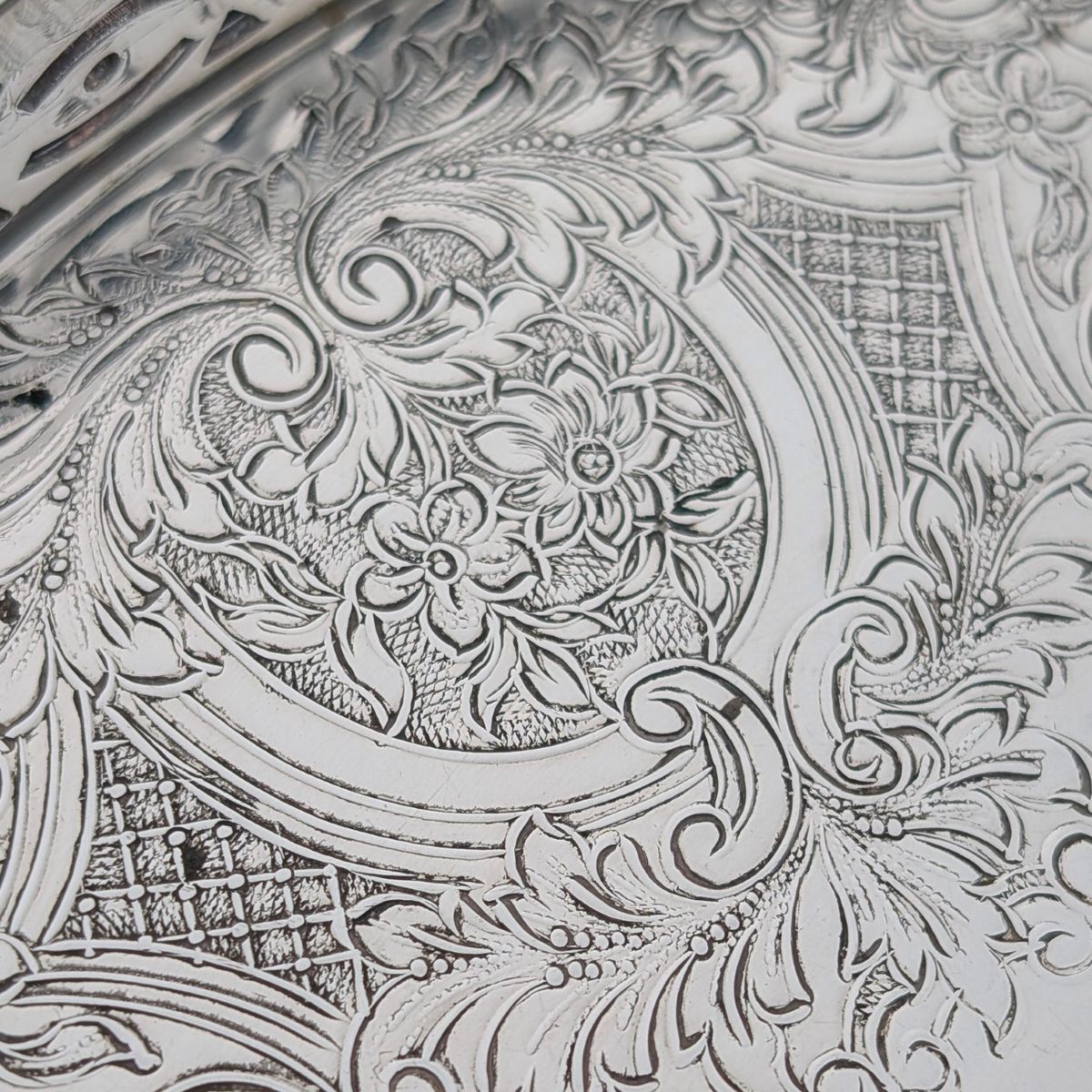 英国ヴィンテージ シルバープレート製 オーバル型 小型ギャラリートレイ 幅17cm Barker Ellis