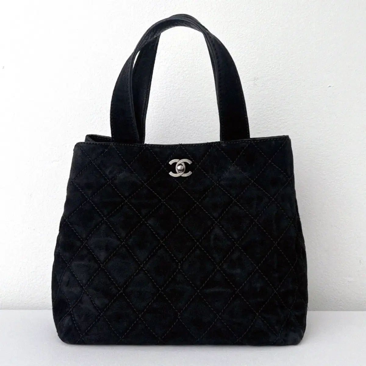 ◆希少◆VINTAGE◆【CHANEL】19*ミディアム*トートバッグ CHANEL《希少なデザイン》 シャネル トップハンドル バック