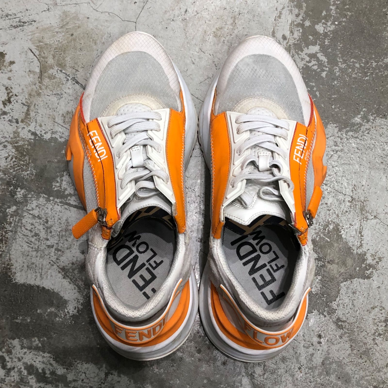 FENDI FLOW ジップ フロー FFロゴ スニーカー フェンディ7 86883A1 