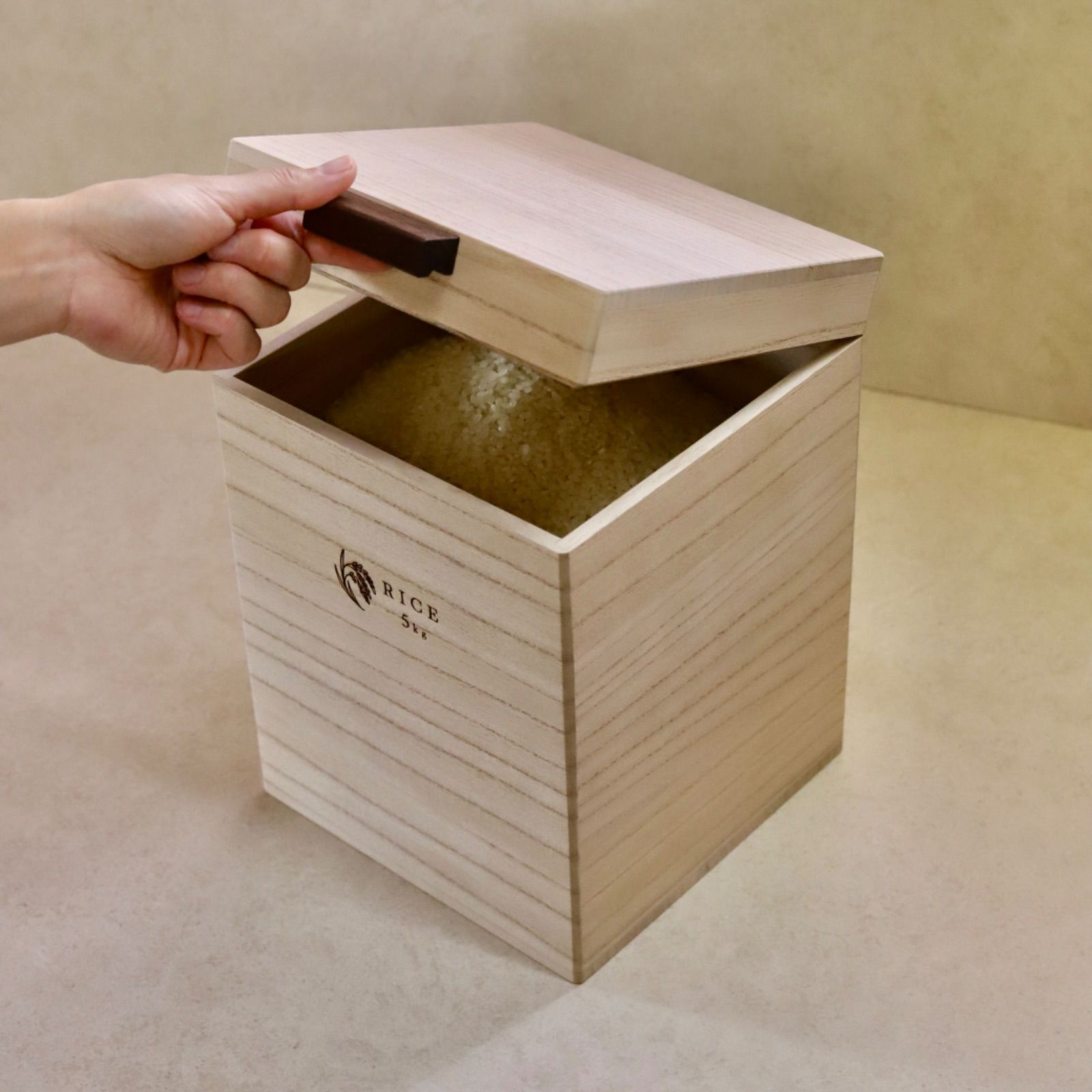 結婚祝いのプレゼントにも