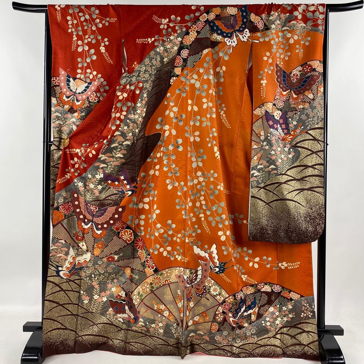 振袖 身丈161.5cm 裄丈68cm L 袷 花丸文 蝶 金彩 クリーム 正絹 美品  