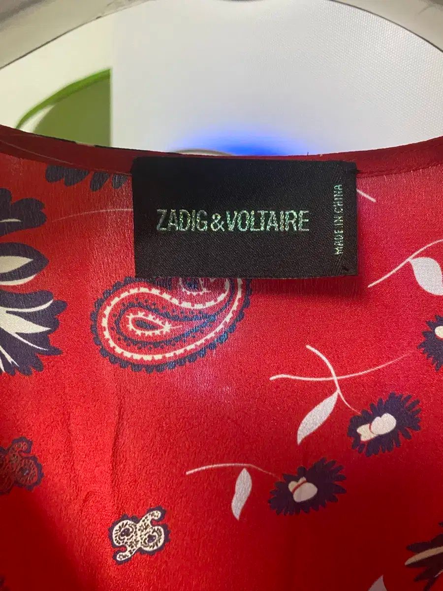 ZADIG&VOLTAIRE(ザディグ・エ・ヴォルテール) シルク 100
