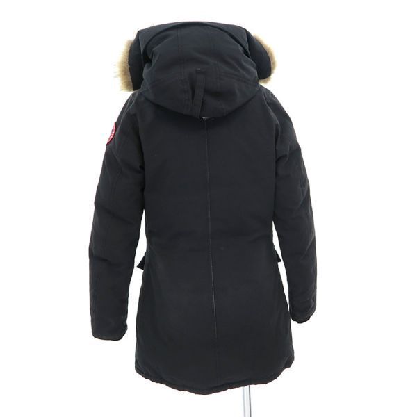 カナダグース ダウンジャケット Cランク