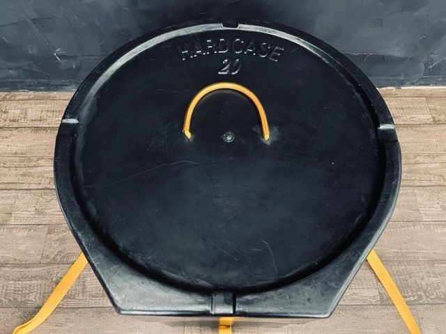 HARD CASE