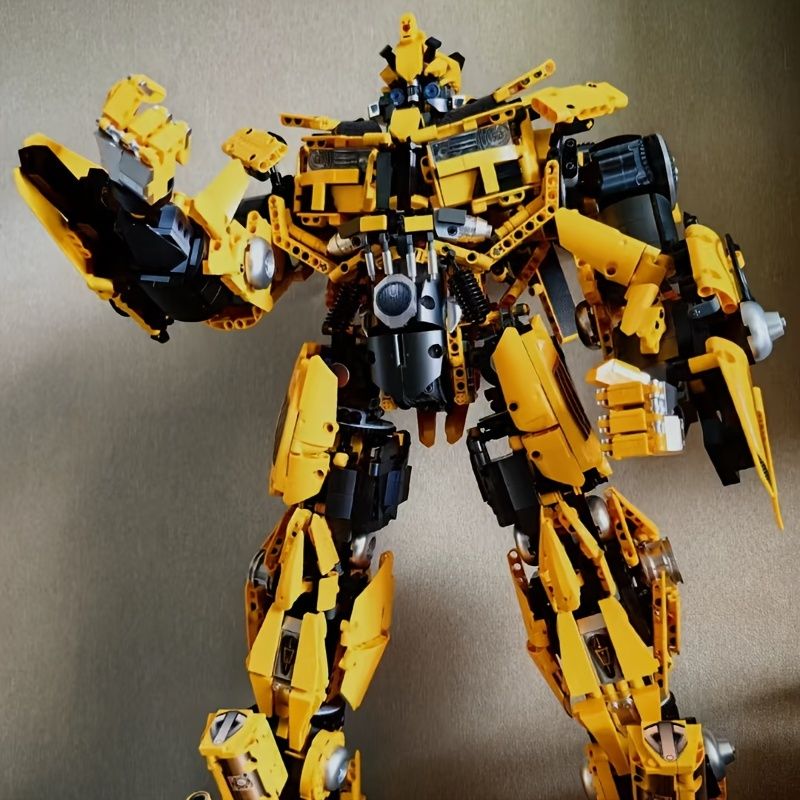 新着商品 5692個の高度な難易度の大人向けビルディングブロックセット 黄色いメカロボットモデル クールなコレクターディスプレイ ハロウィン クリスマス 誕生日プレゼントに最適 耐久性のあるABS素材ehY