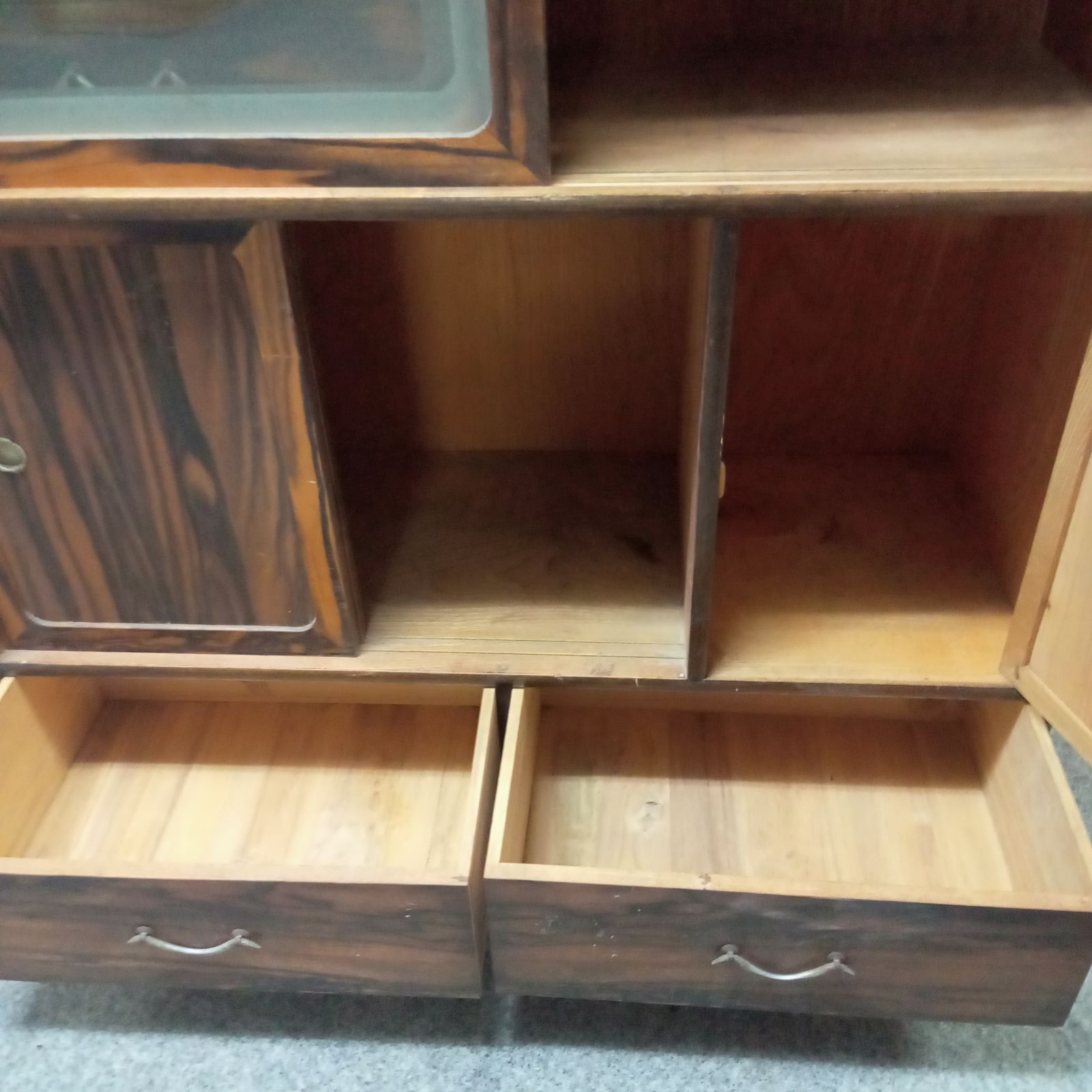 ◯ 箪笥 茶箪笥 ガラス戸 食器棚 飾り棚 昭和レトロ アンティーク