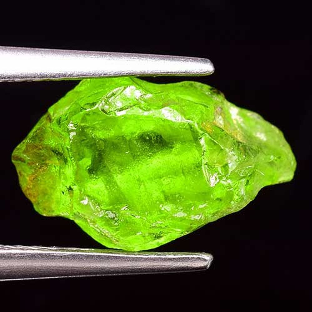 世界の原石:グリーンペリドット 4.30ct:1691】アフリカ産 Natural Green Peridot Rough カンラン石 苦土橄欖石  鉱物 宝石 標本 Africa - メルカリ