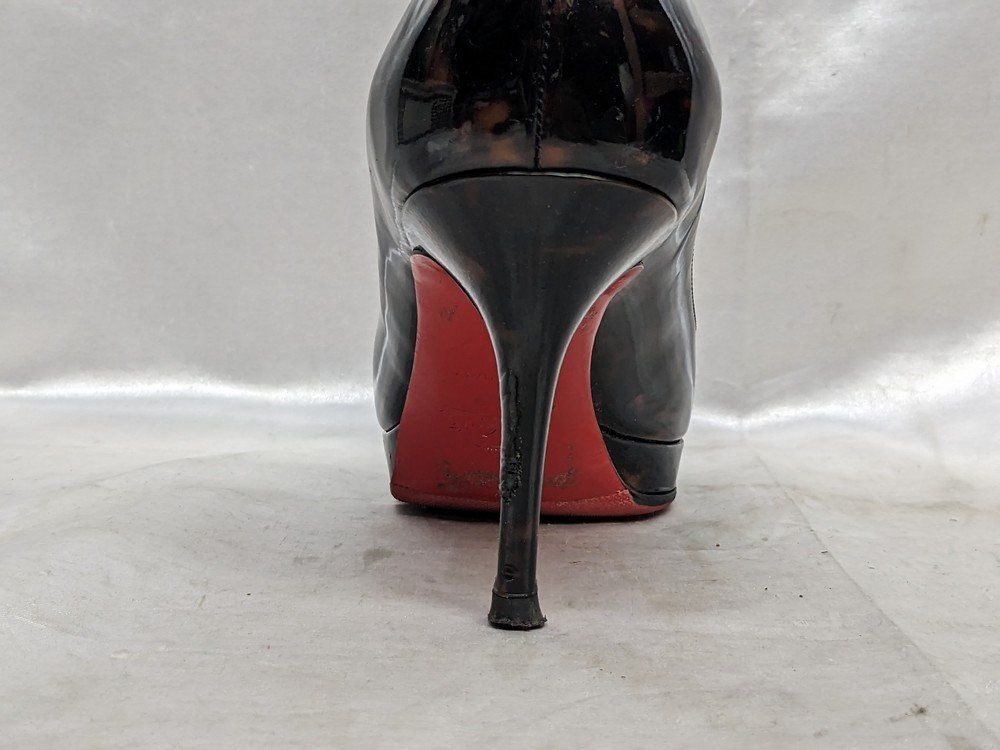 未使用品 Christian Louboutin （クリスチャンルブタン） LOUBITAG 二つ折り財布 スタッズ 黒 マルチカラー レザー レディース メンズ 未使用品▽Christian Louboutin クリスチャンルブタン レザー