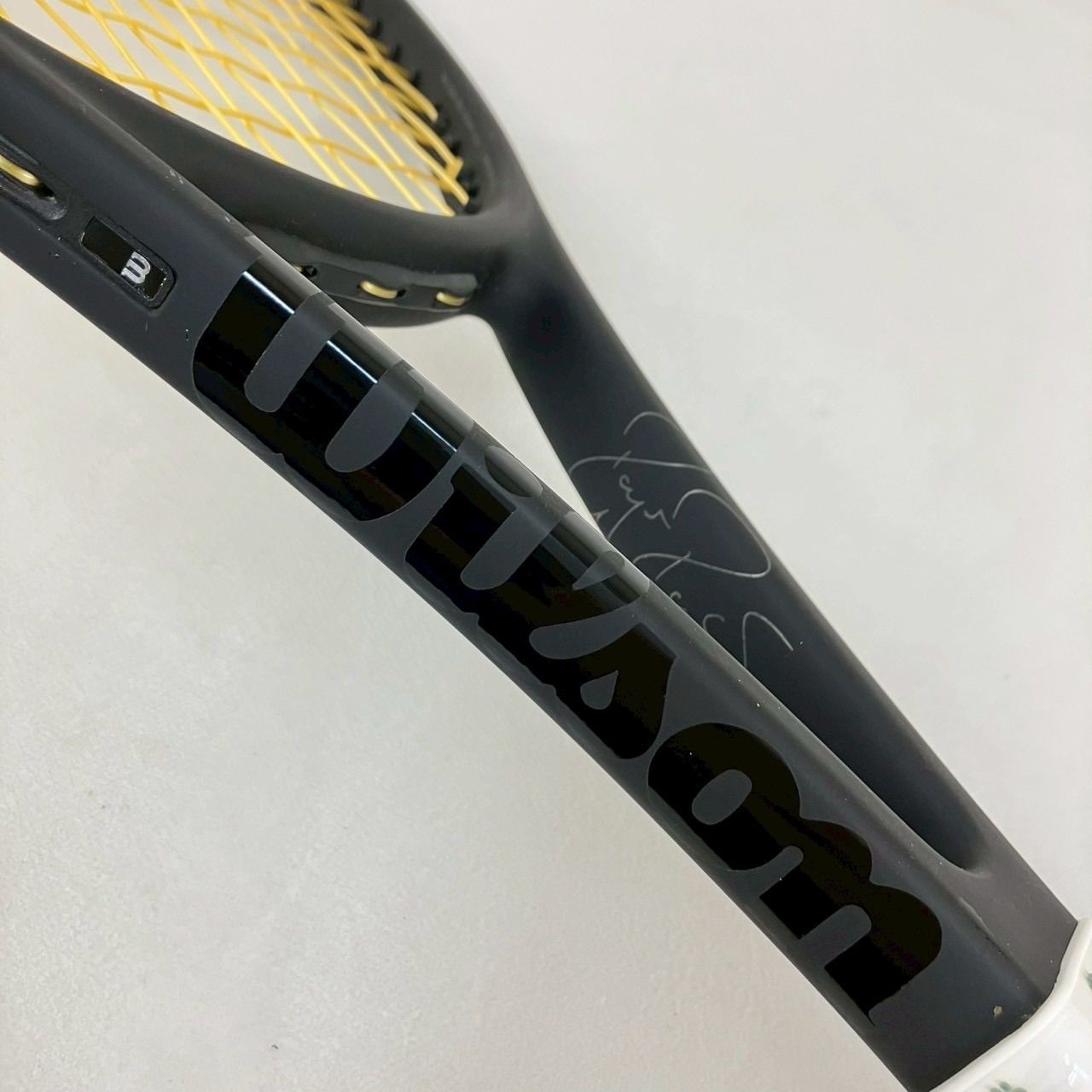 硬式テニスラケット PRO STAFF 純正フェデラーモデル 美品)Wilson Pro Staffフェデラー 硬式テニス ラケット Amazon