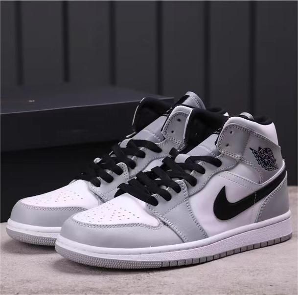 ナイキ エア ジョーダン 1 ミッド AIR JORDAN 1 ライトスモークグレー 男女兼用>>>