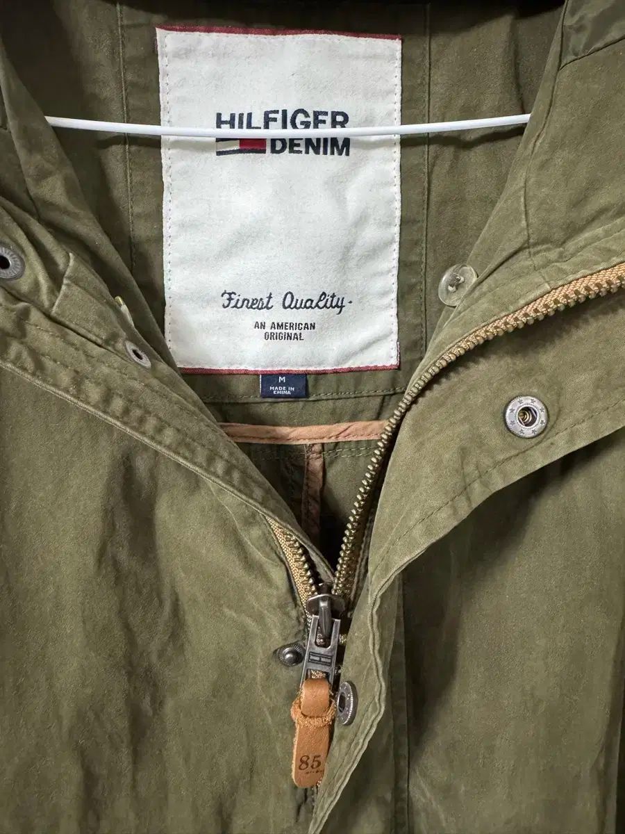 Tommy Hilfiger(トミーヒルフィガー) デニム 100 フィッシュ