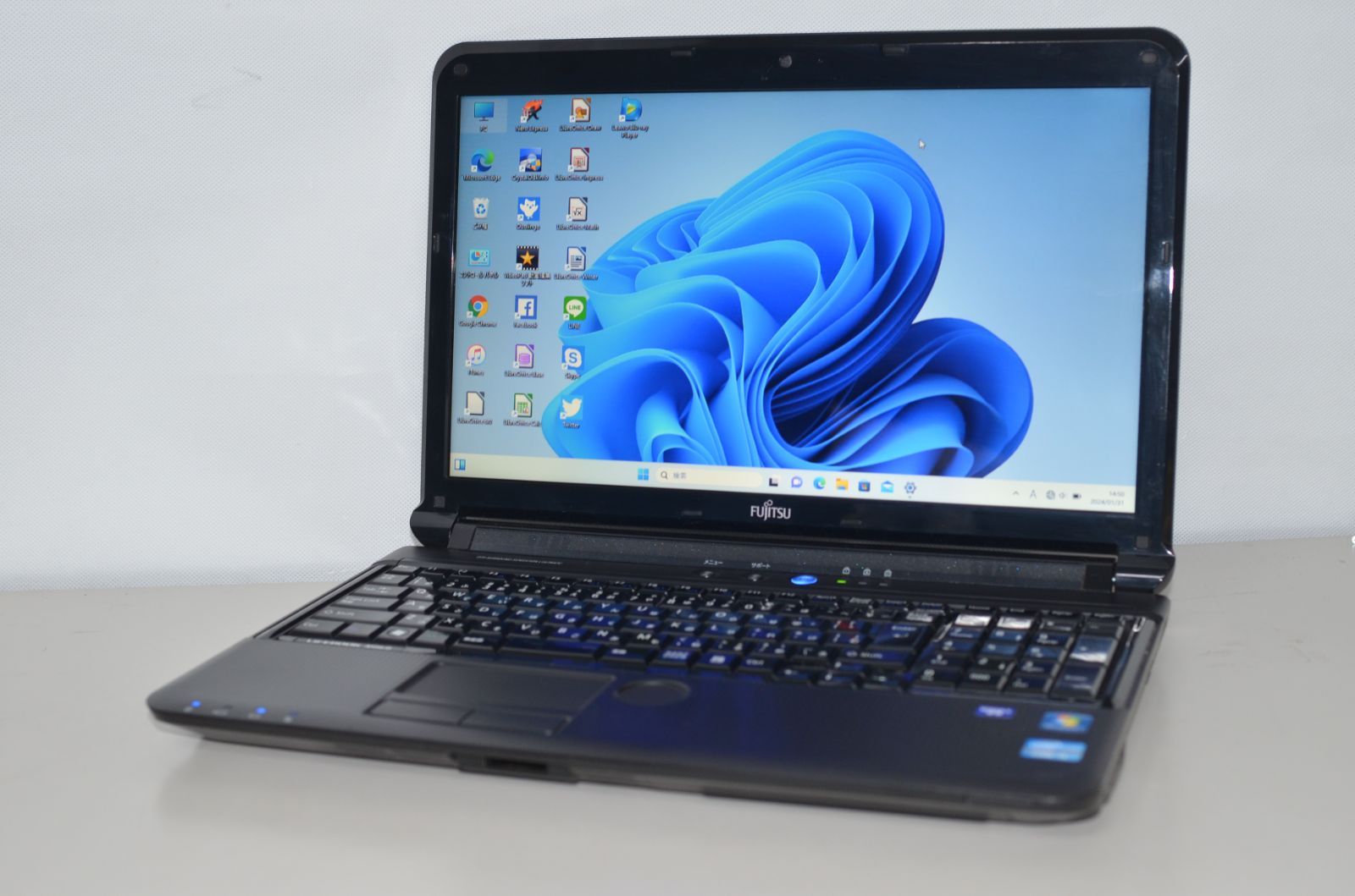 ノートパソコン windows11 オフィス付き core i5 AH56/D 最新Windows11+office 爆速新品SSD256GB 富士通 LIFEBOOK AH56/E