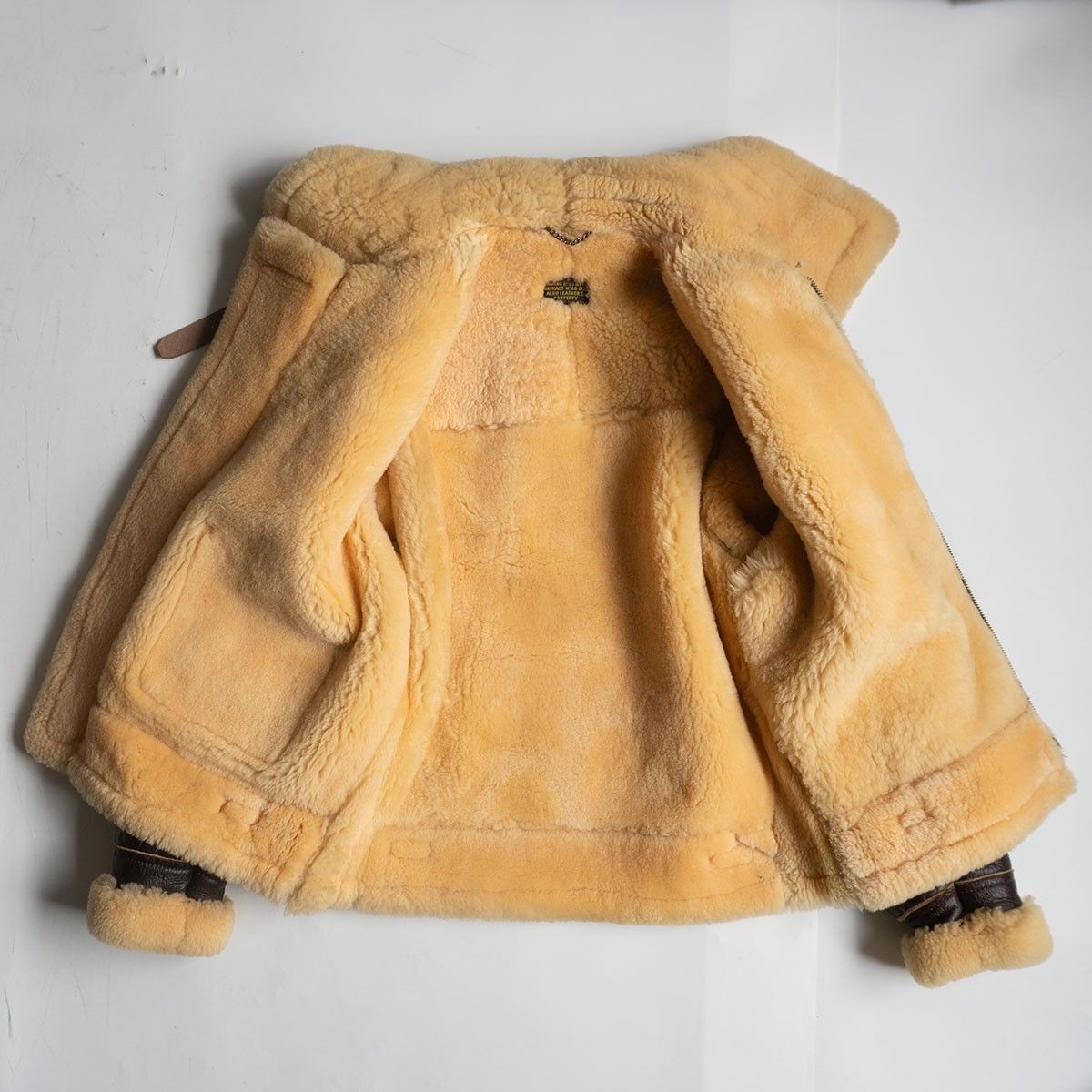 美品/大戦モデル】AERO LEATHER【B-3 ムートン フライトジャケット】36