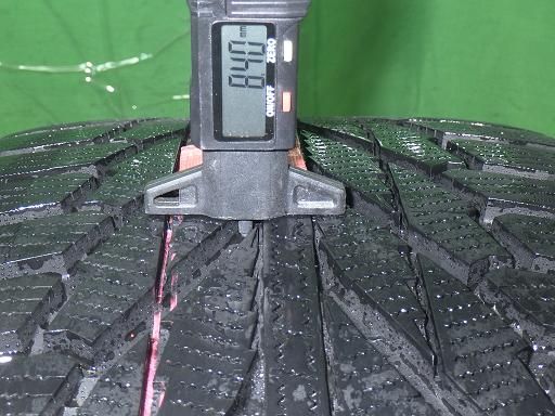 NOKIAN スタッドレス