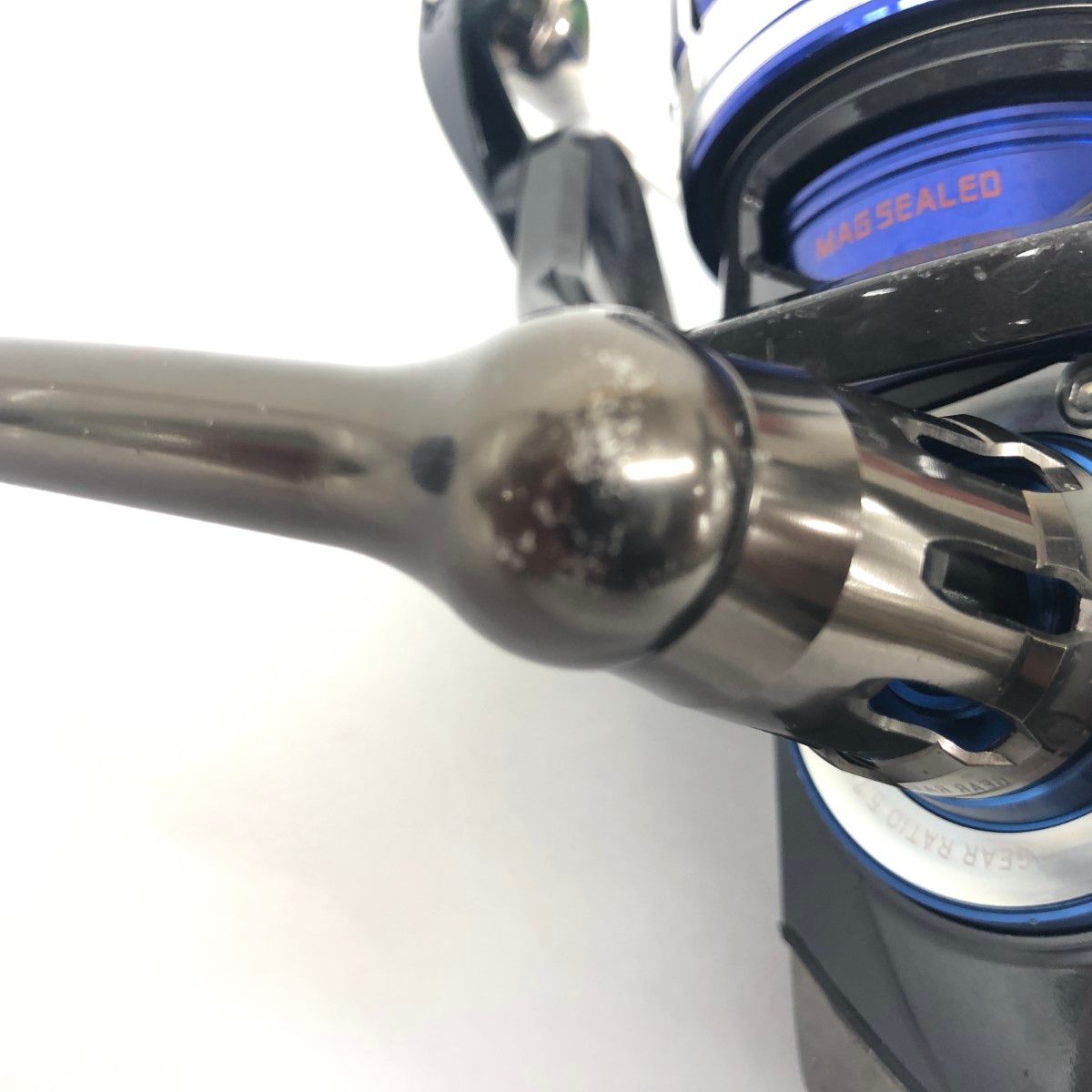 σσ【中古】DAIWA ダイワ スピニングリール 15ソルティガ 4500H 00059555 傷や汚れあり - メルカリ