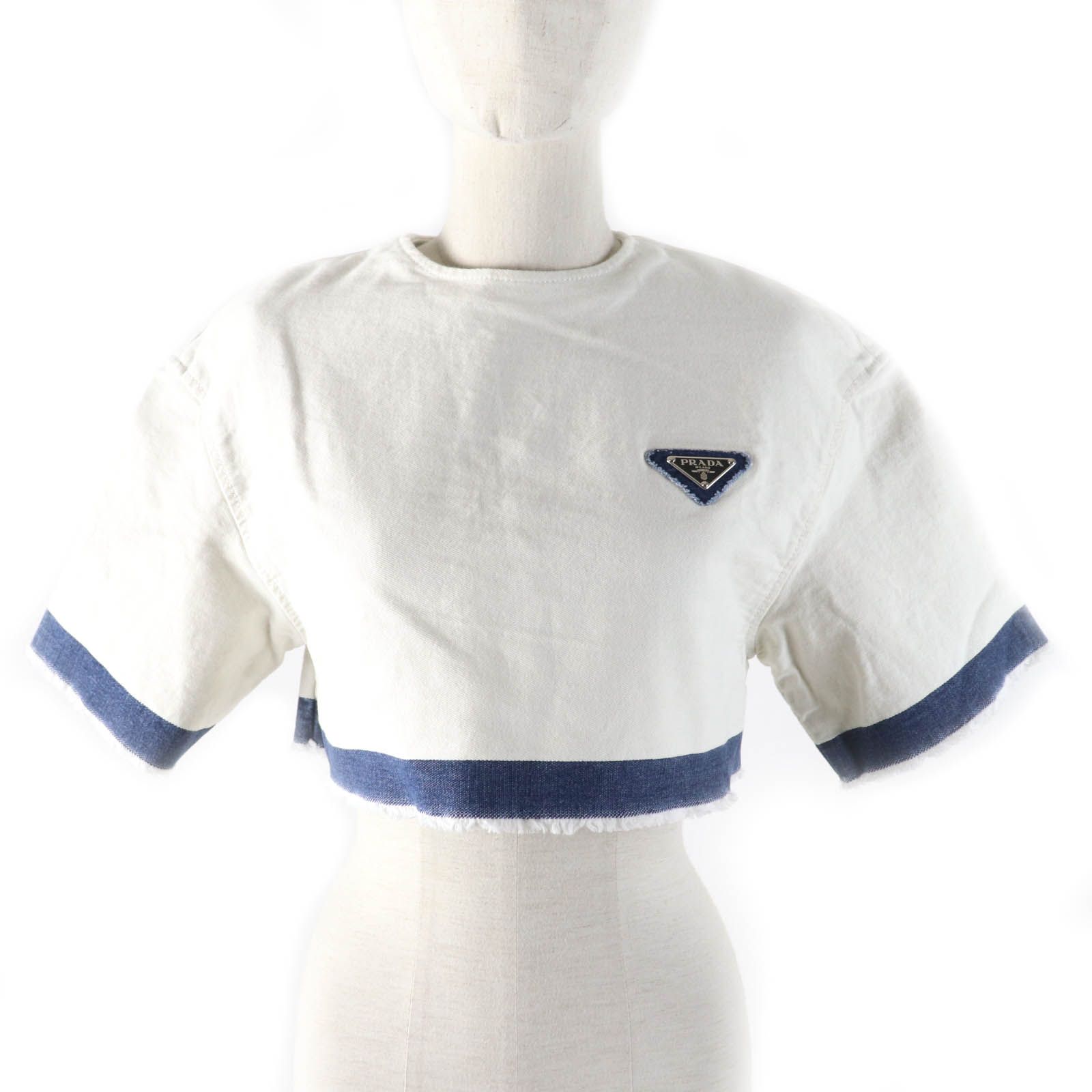 極美品★PRADA プラダ 2021年製 GFT012 コットン100％ 三角ロゴプレート付 カットオフ クロップド デニムトップ ホワイト インディゴ 36 極美品☆PRADA プラダ 2021年製 GFT012 コットン100％ 三角ロゴ