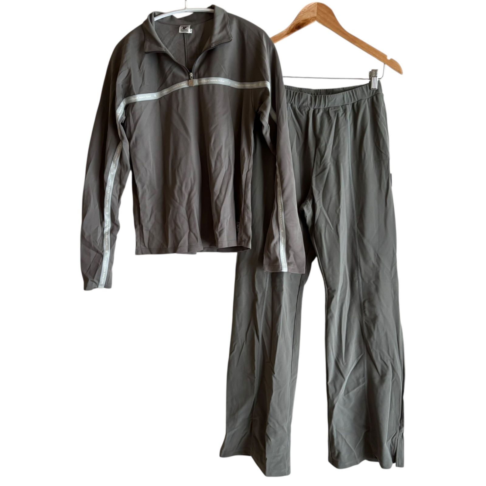 クレージュ　セットアップ courreges クレージュ スウェット セットアップ 刺繍 ロゴ L 未使用