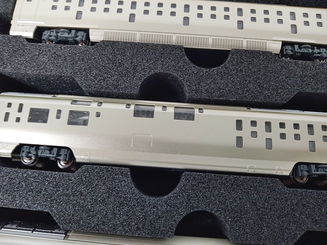 も*ん様 KATO 10-1889/10-1890 四季島 E001形 TRAIN SUITE 四季島 基本＆増結セット | KATO(カトー) 10-1889