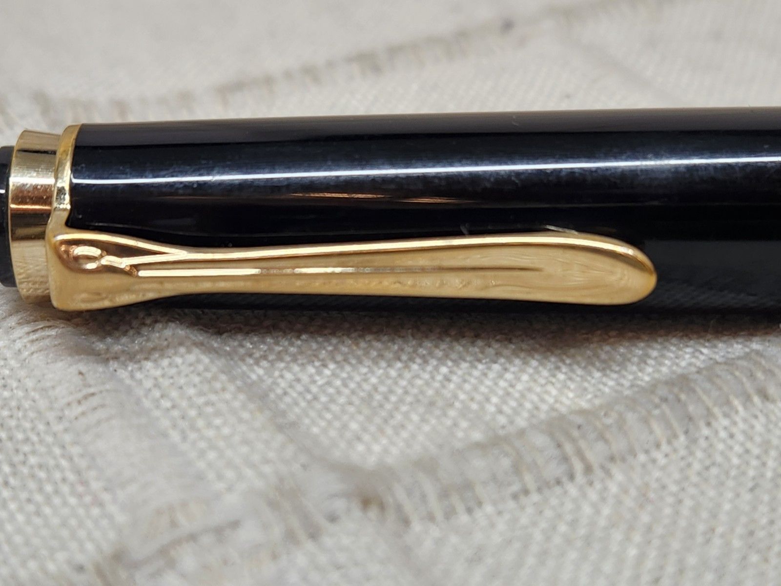 ペリカン 万年筆 PELIKAN 14C-585 M-1114 - メルカリ