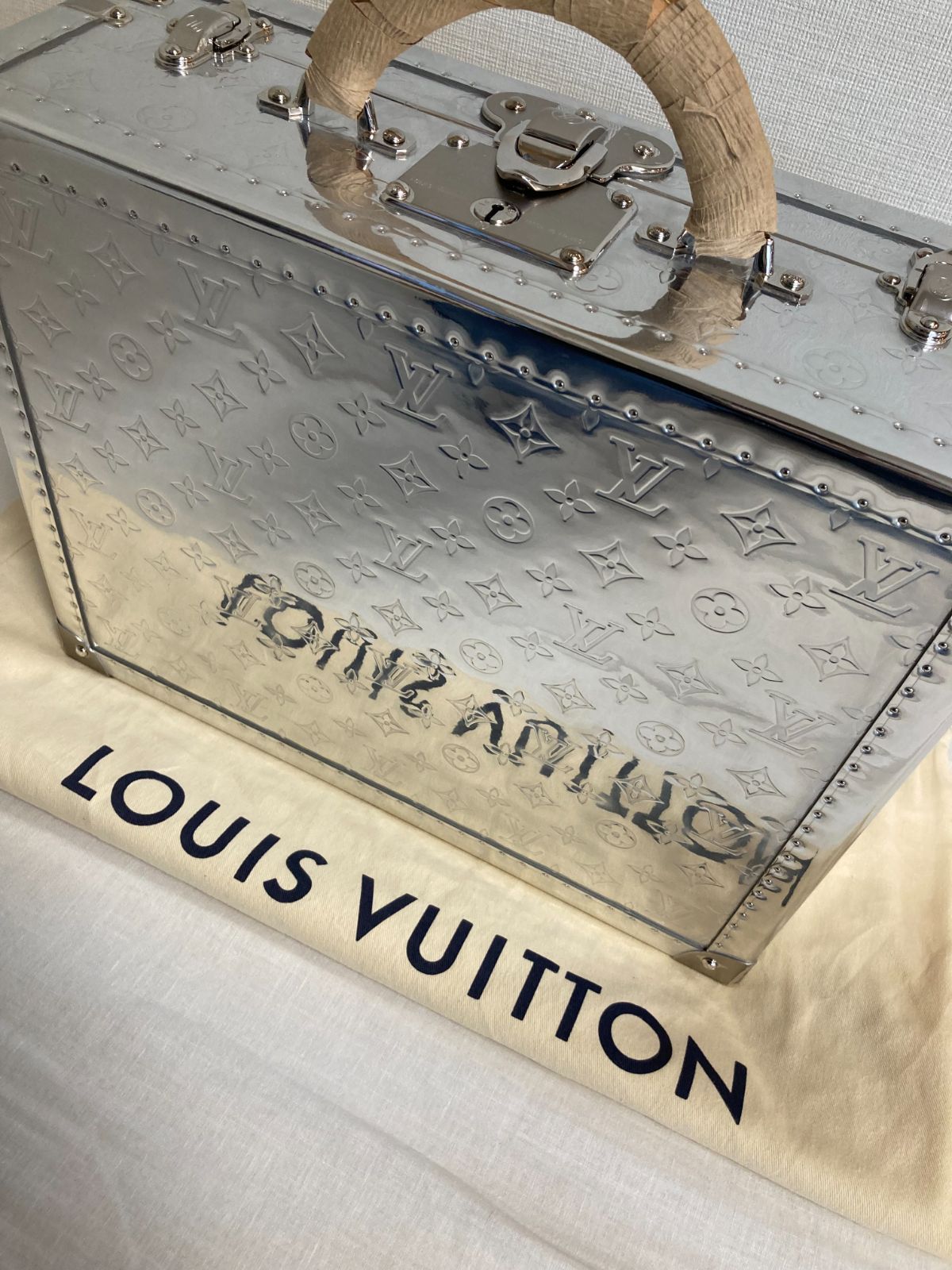 ルイヴィトン LOUIS VUITTON モノグラム ミラー コトヴィル 40 トランクケース シルバー エナメル M20454 - メルカリ