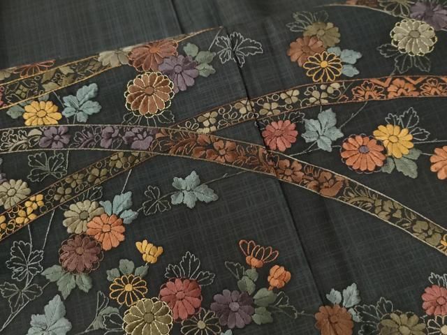 平和屋着物○訪問着 本場大島紬 総刺繍 鬘帯吉祥枝菊文