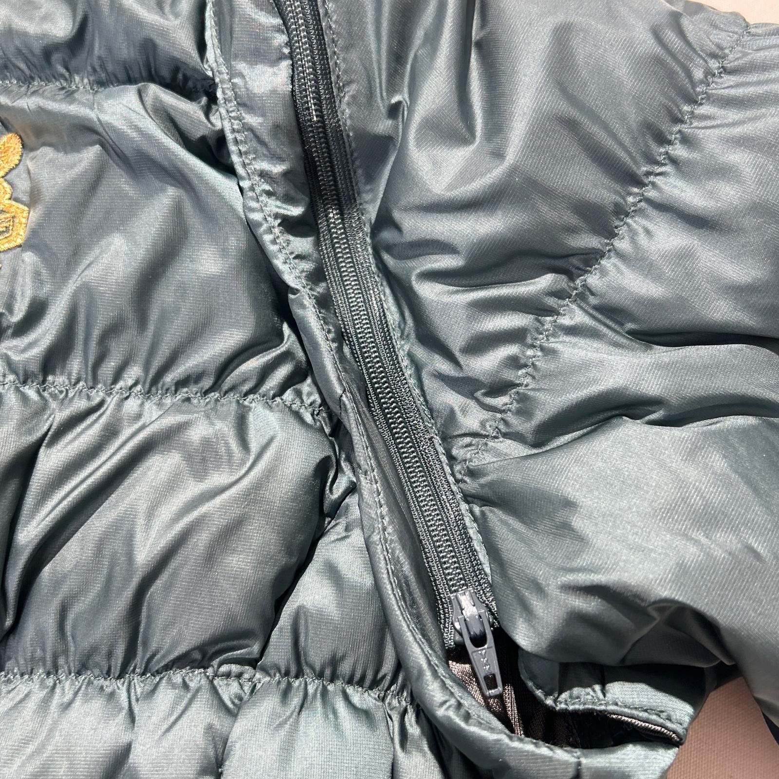 ダウンジャケット