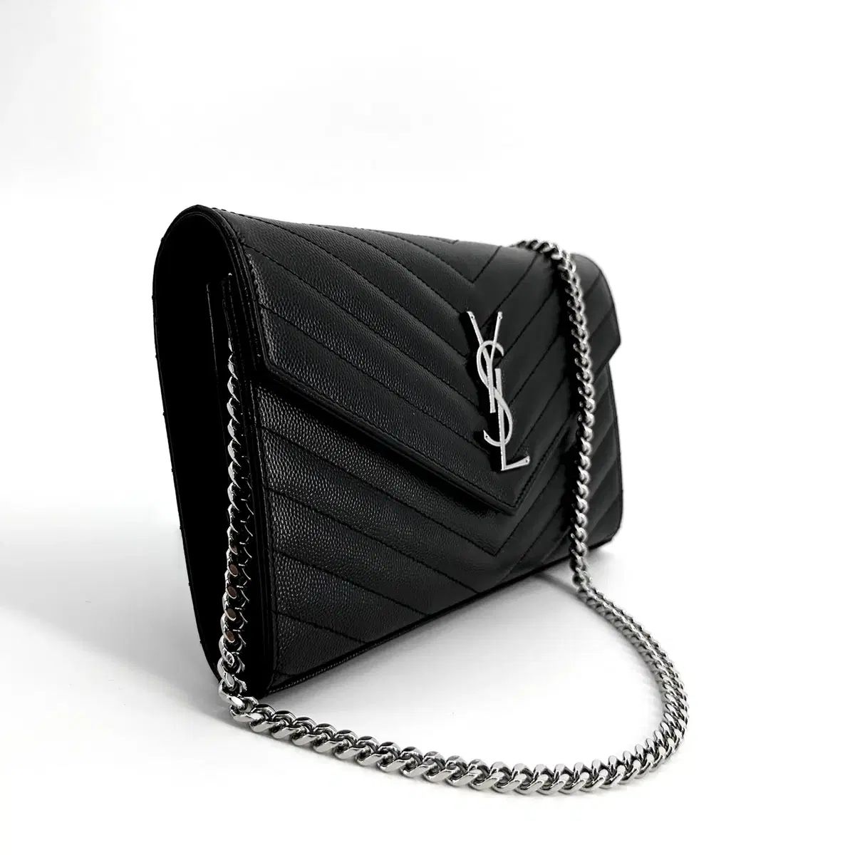 Saint Laurent サンローラン シルバー金具 マトラッセ カサンドラ チェーン ショルダーバッグ 377828
