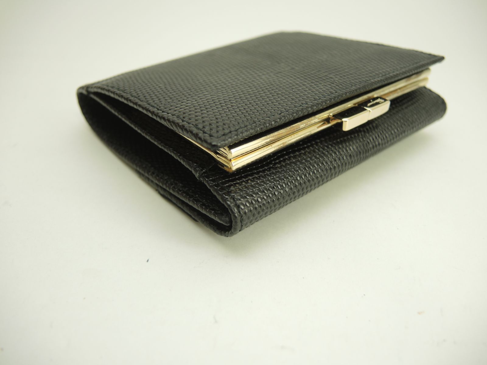 サルヴァトーレフェラガモ コンパクトウォレット ヴァラ レザー