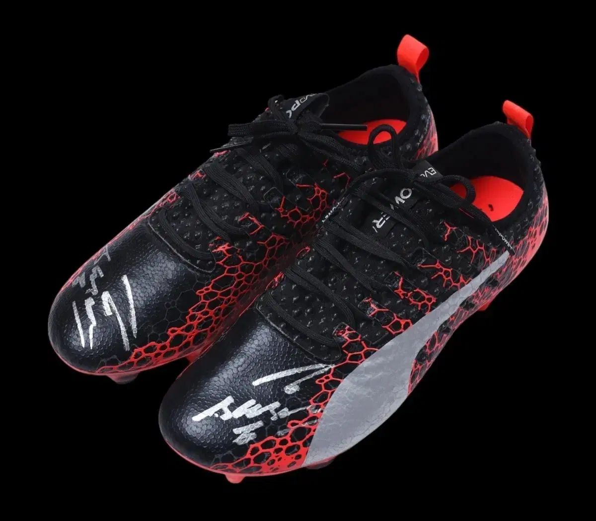 アグエロ サイン入り サッカーシューズ