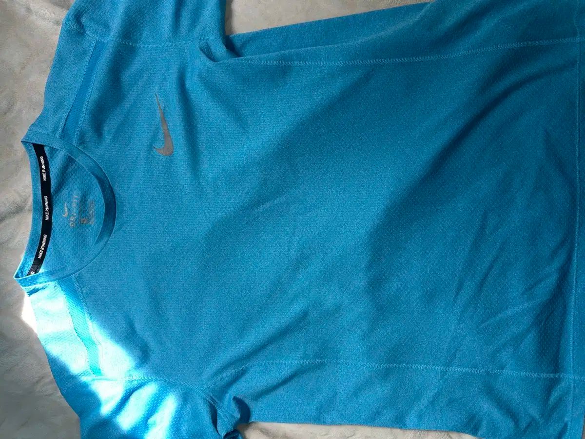 半袖Tシャツ 販売