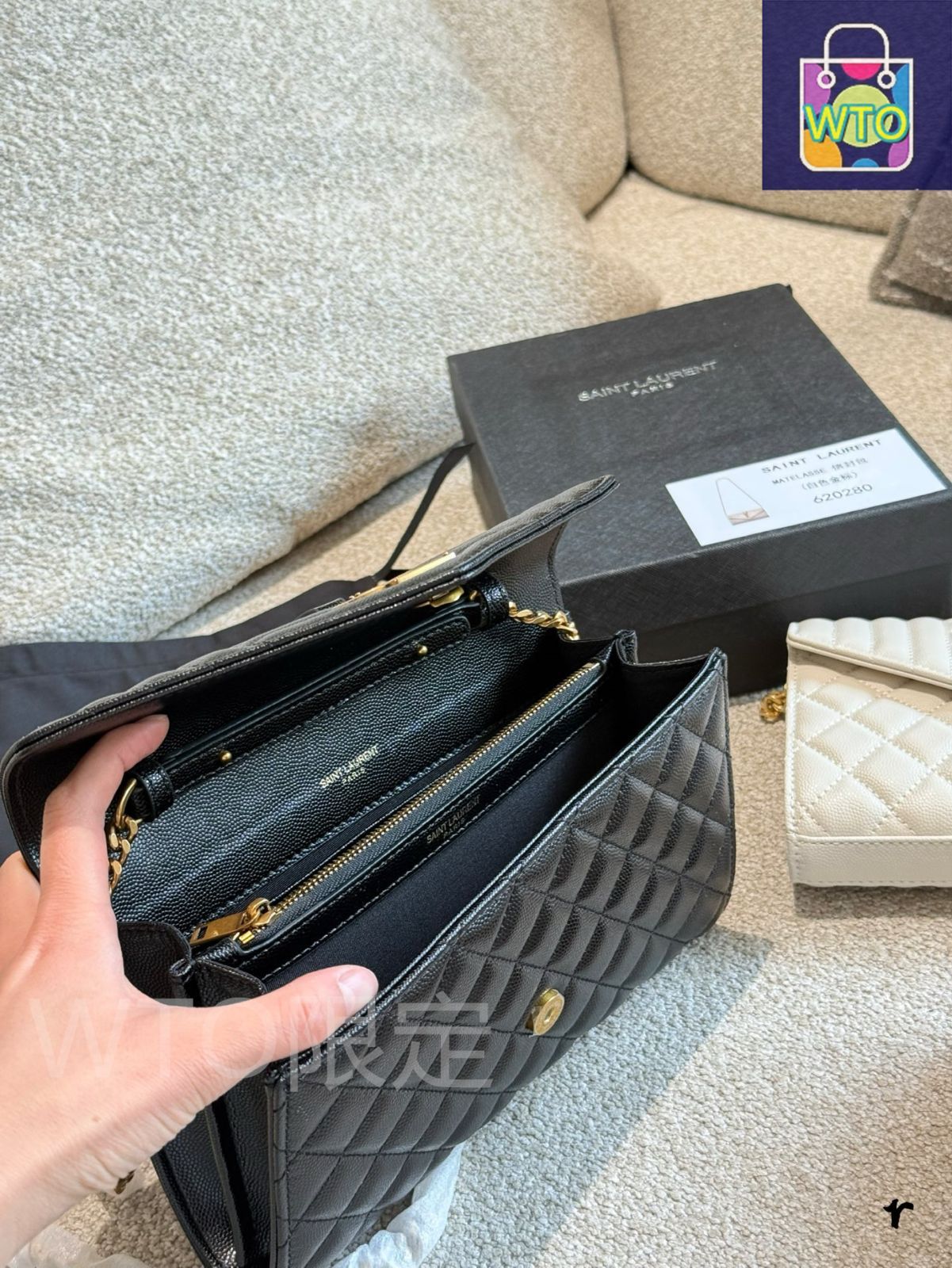 今日特価】YSL Saint Laurent New Envelope Bag Small Grain