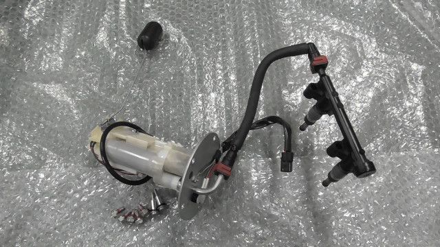 Ninja 400　EX400G-A34xxx　の　燃料ポンプ:#1674007455