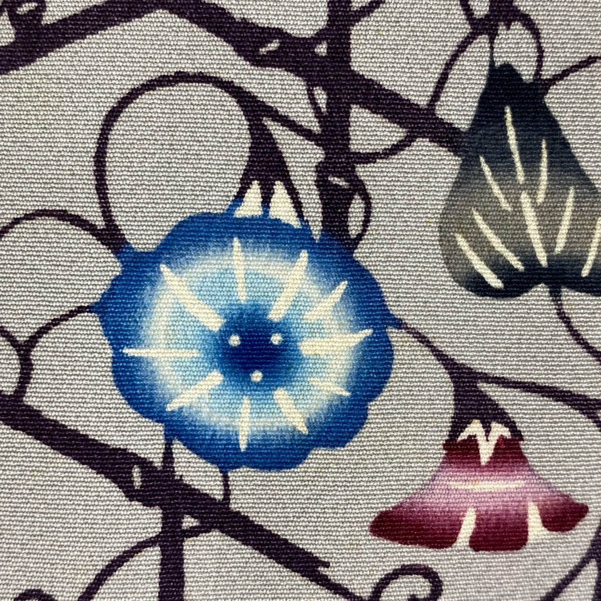 平和屋本店○極上 男性 小紋 地紋起こし 唐草文 濃紺地 逸品