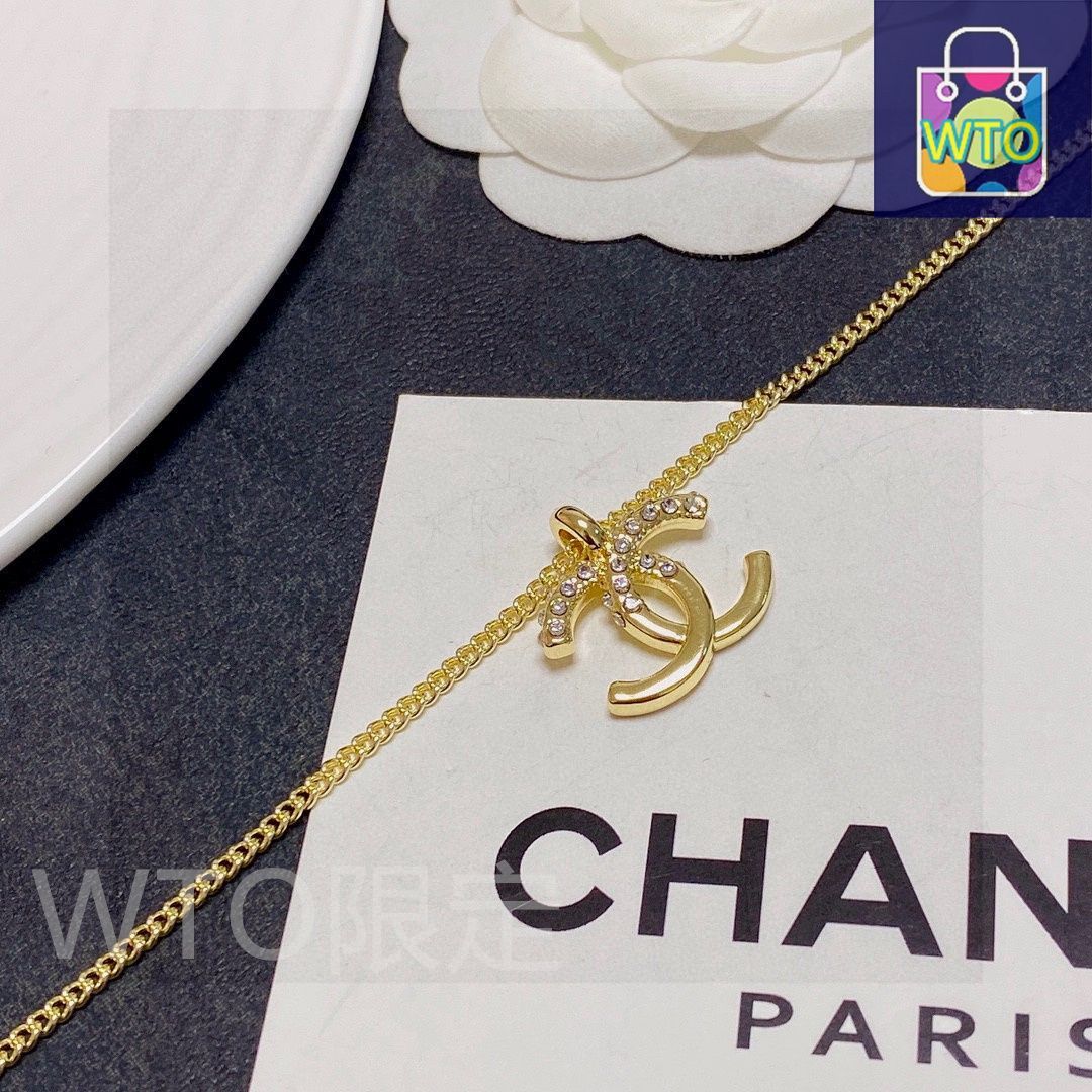 CHANEL ダブルCロゴ ストーンネックレス 今日特価】CHANEL ダブル C サイン セミステレオ シンボル