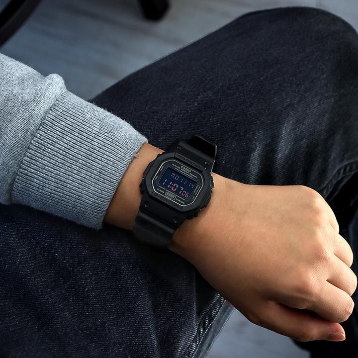 訳あり未使用‼️G-SHOCK G-5600 ブラック 2025年最新】Yahoo!オークション -g-5600の中古品・新品・未使用