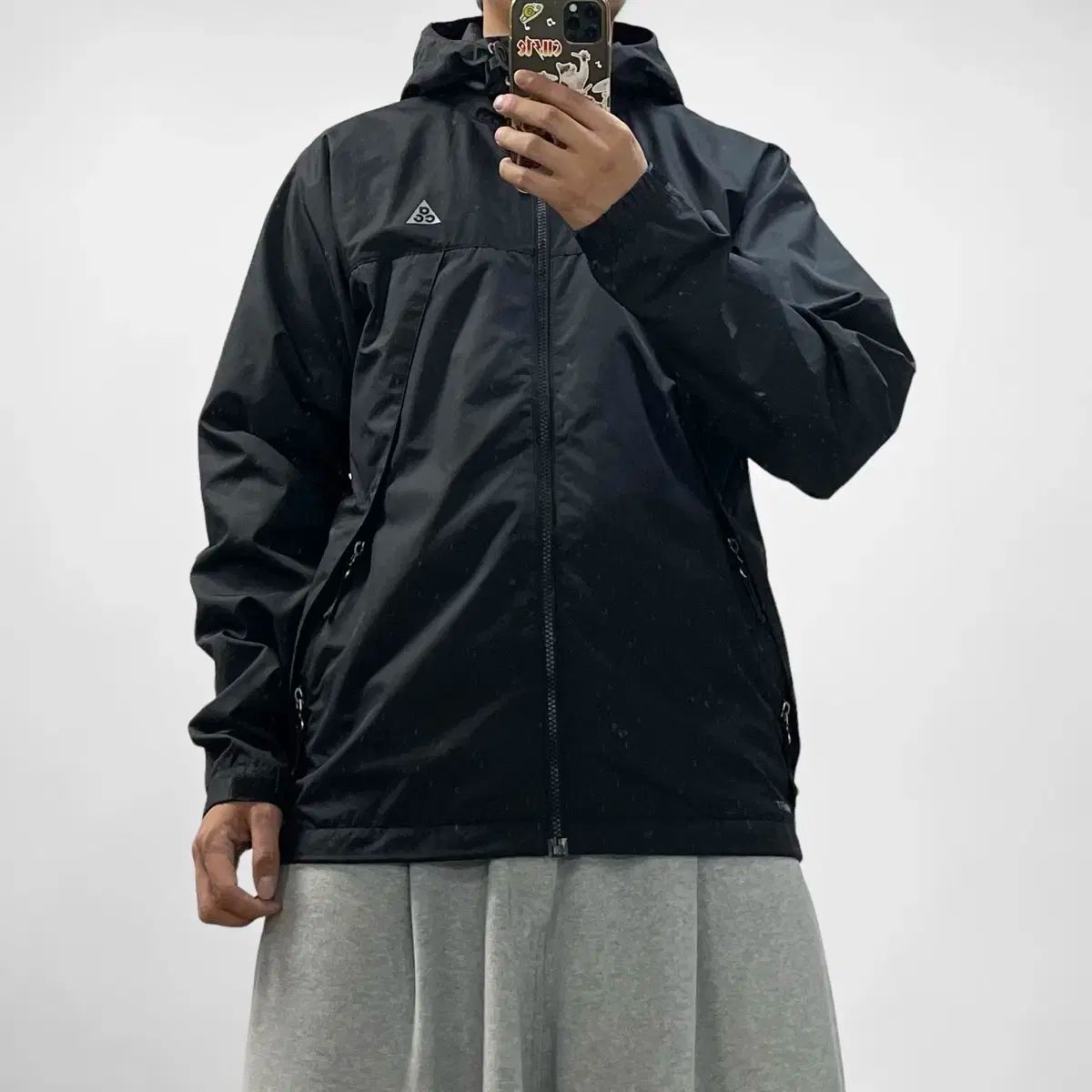 NIKE ACG ウインドブレーカー 恐ろしい