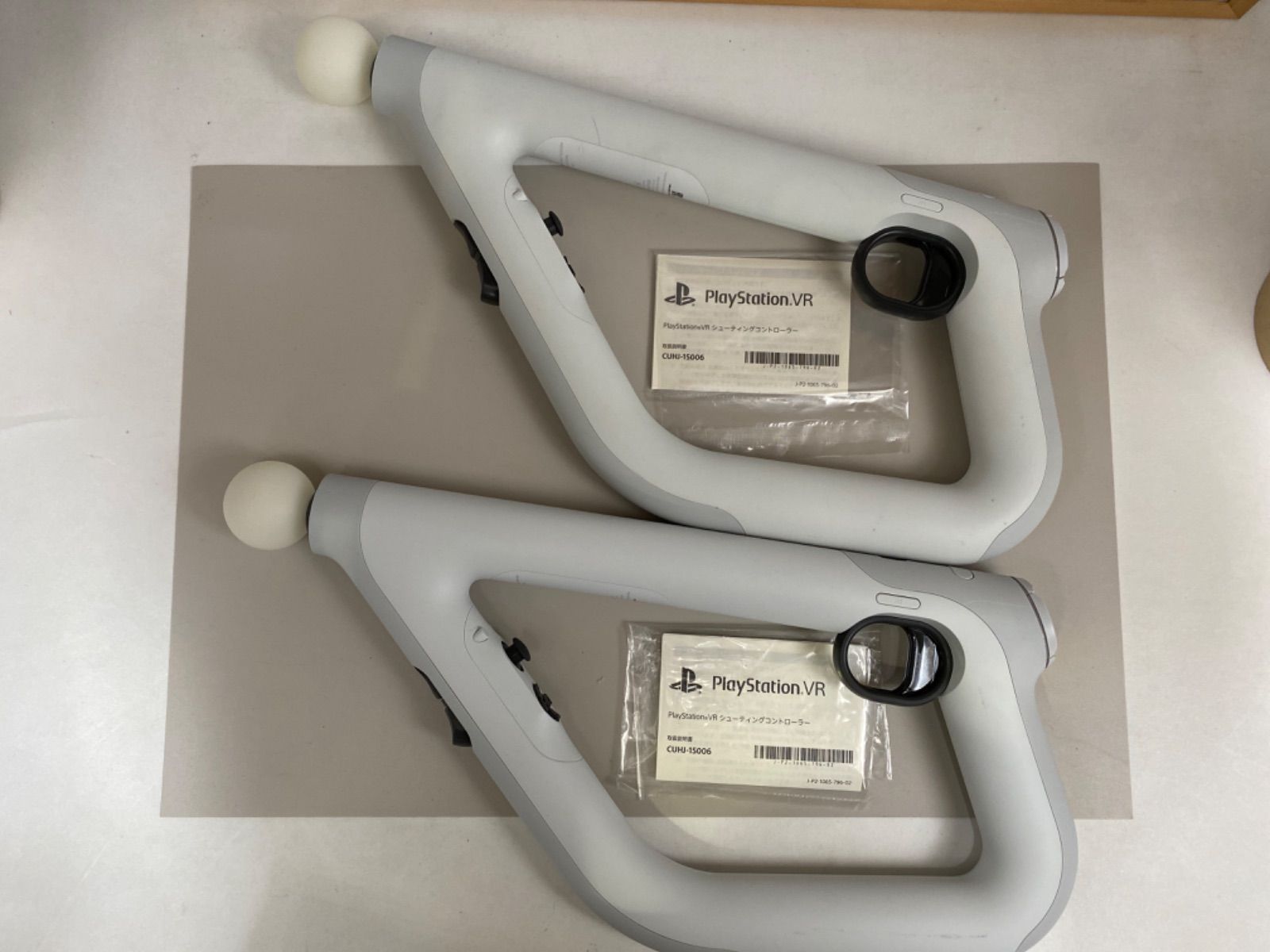 PlayStation VR シューティングコントローラー｣レビュー：初めてVR